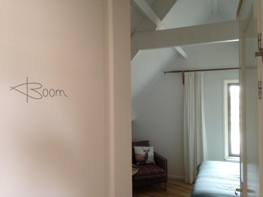 Bij En Boom Bed & Breakfast Drachten Værelse billede