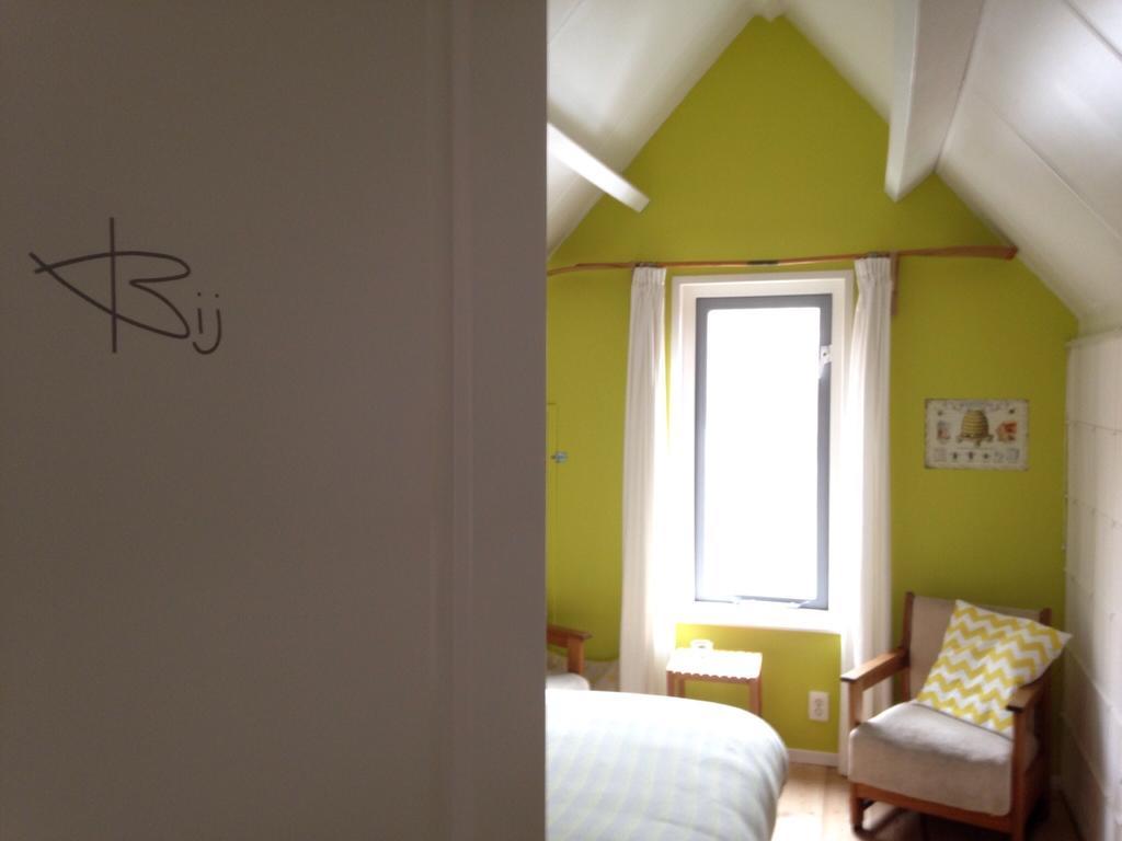 Bij En Boom Bed & Breakfast Drachten Værelse billede
