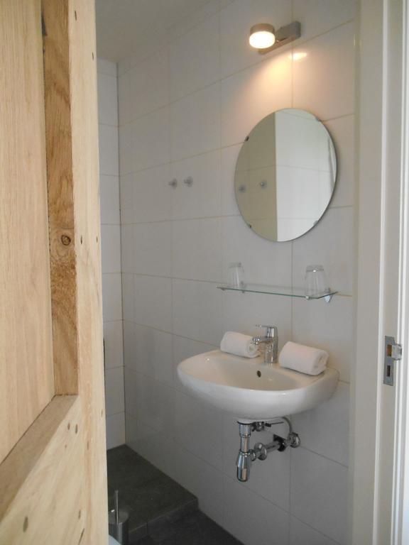 Bij En Boom Bed & Breakfast Drachten Værelse billede