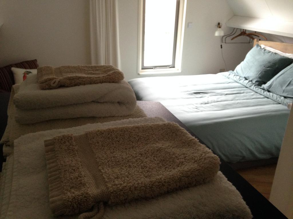 Bij En Boom Bed & Breakfast Drachten Værelse billede
