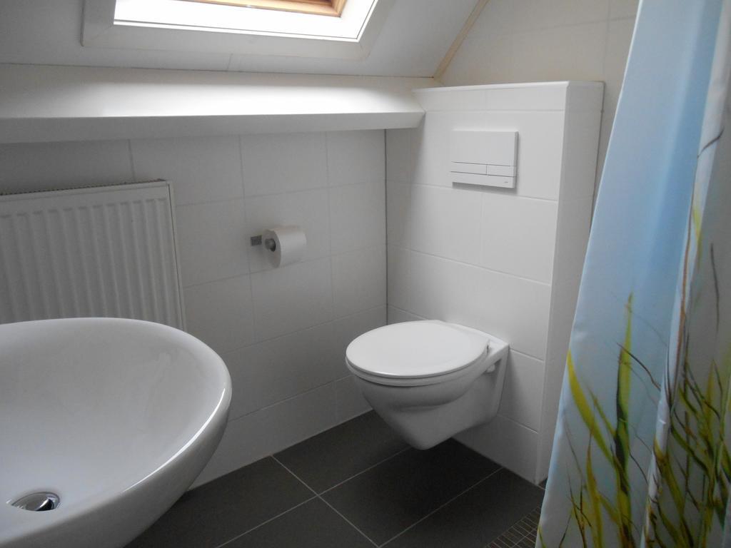 Bij En Boom Bed & Breakfast Drachten Værelse billede