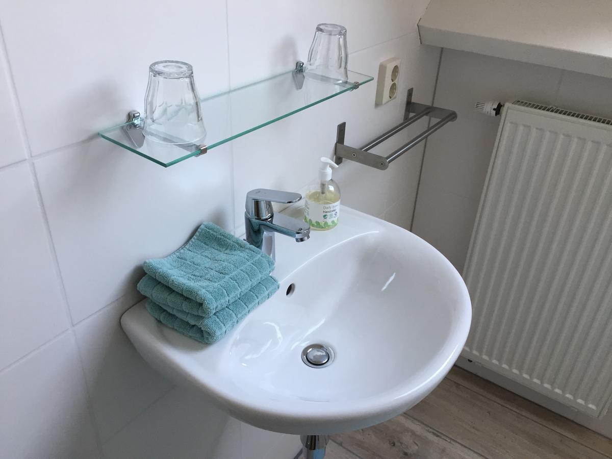 Bij En Boom Bed & Breakfast Drachten Eksteriør billede